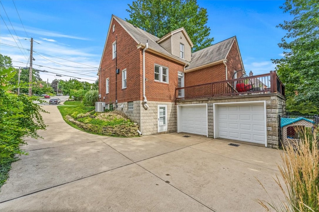 819 Washington Drive