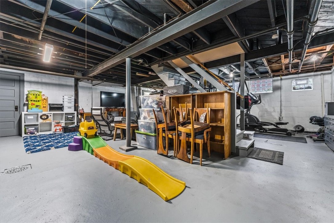 819 Washington Drive