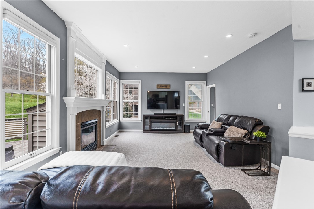 5033 Northfield Drive
