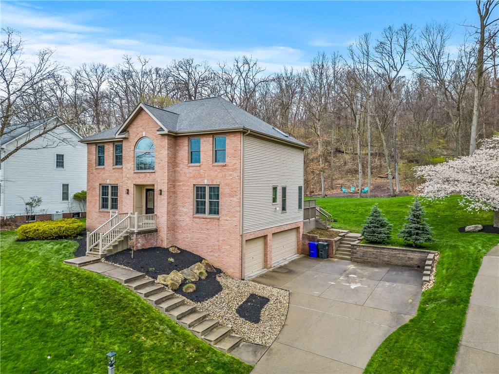 5033 Northfield Drive