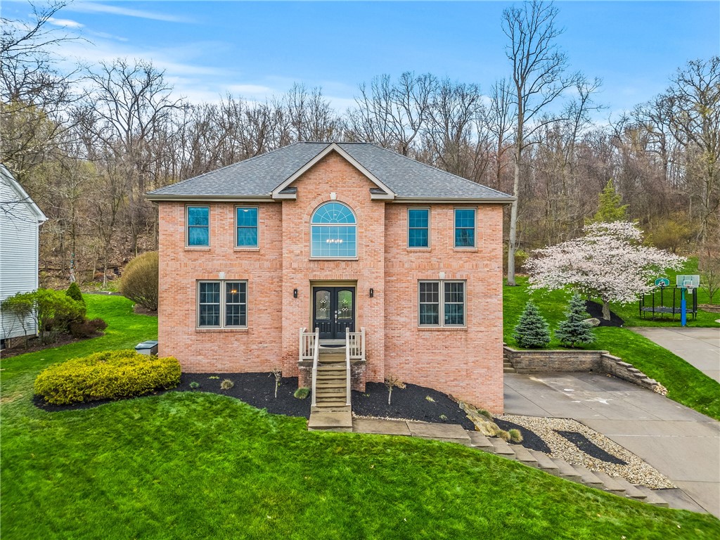5033 Northfield Drive
