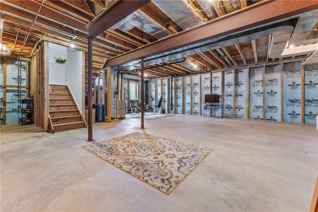 151 Creek Side Dr