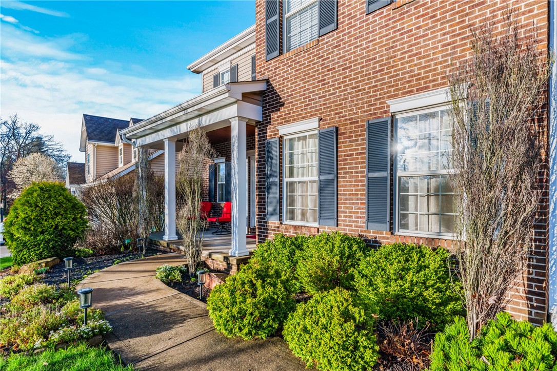 151 Creek Side Dr
