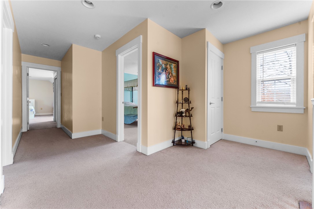 151 Creek Side Dr