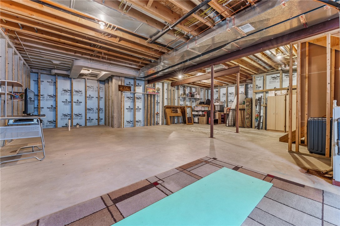 151 Creek Side Dr