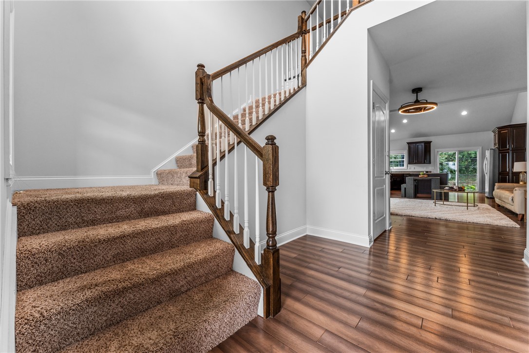 215 Bentbrook Circle