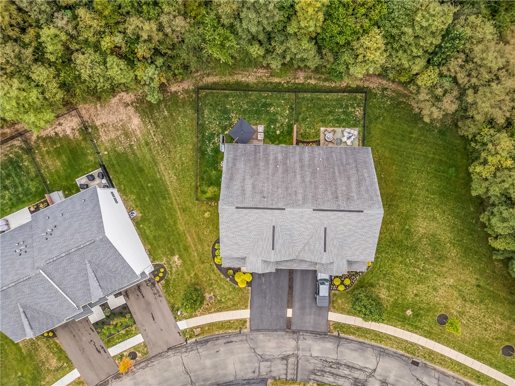 215 Bentbrook Circle