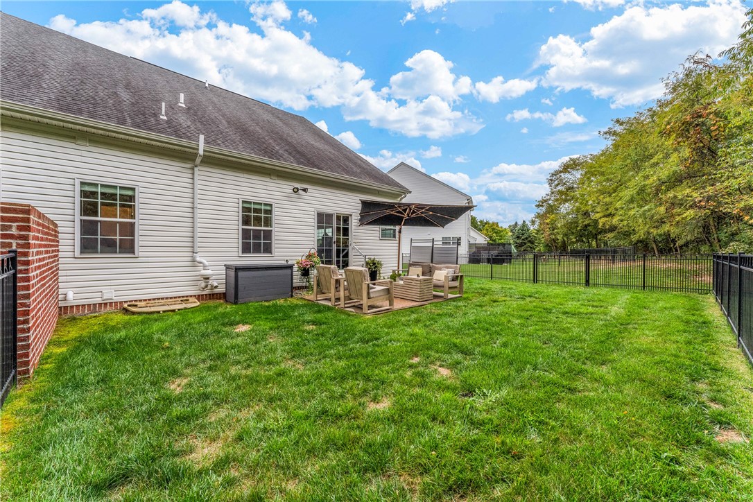 215 Bentbrook Circle