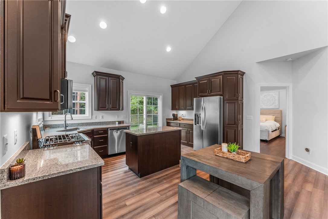 215 Bentbrook Circle