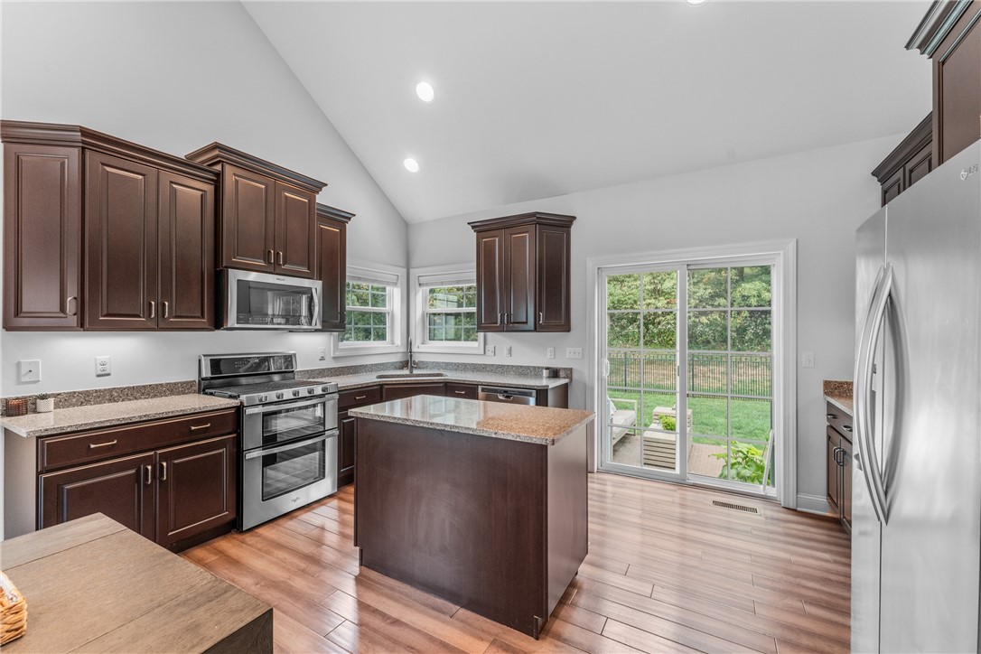 215 Bentbrook Circle