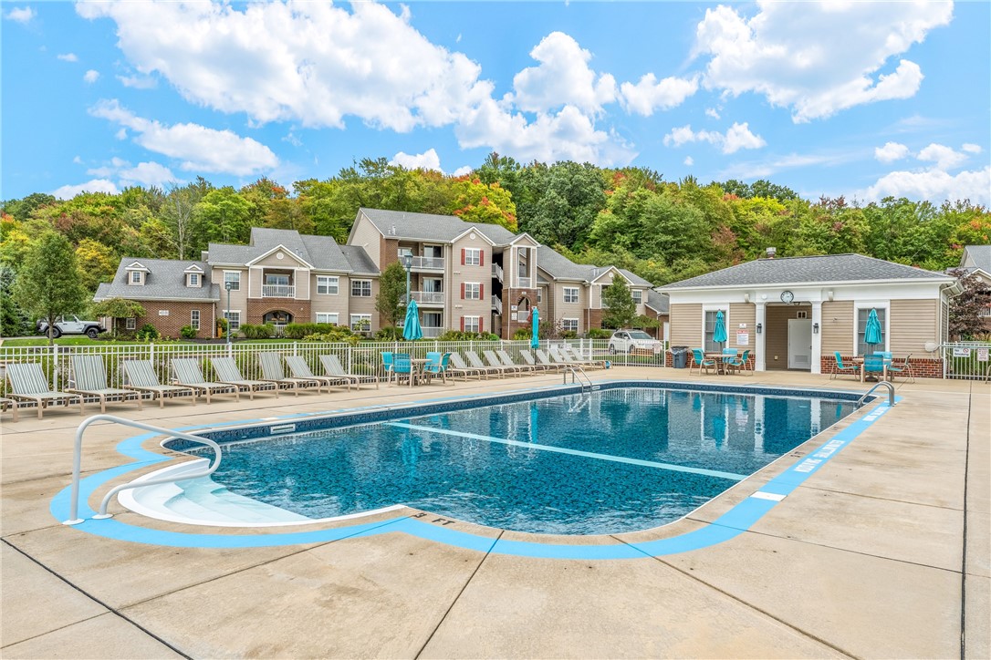 215 Bentbrook Circle
