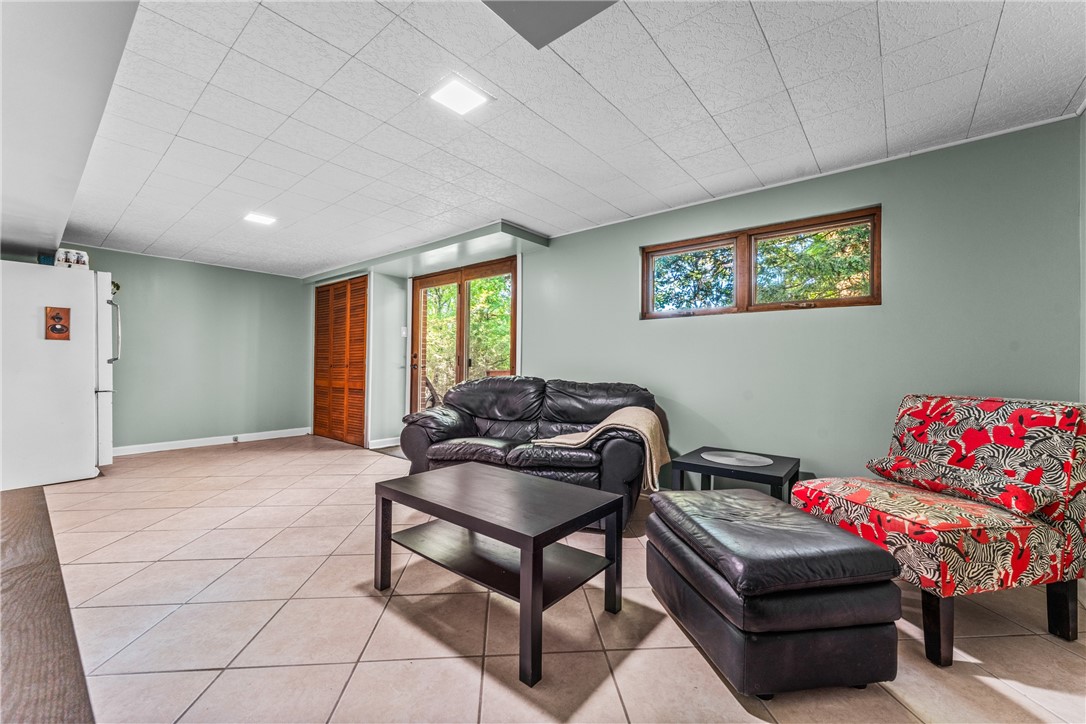 2408 E Springwood Drive
