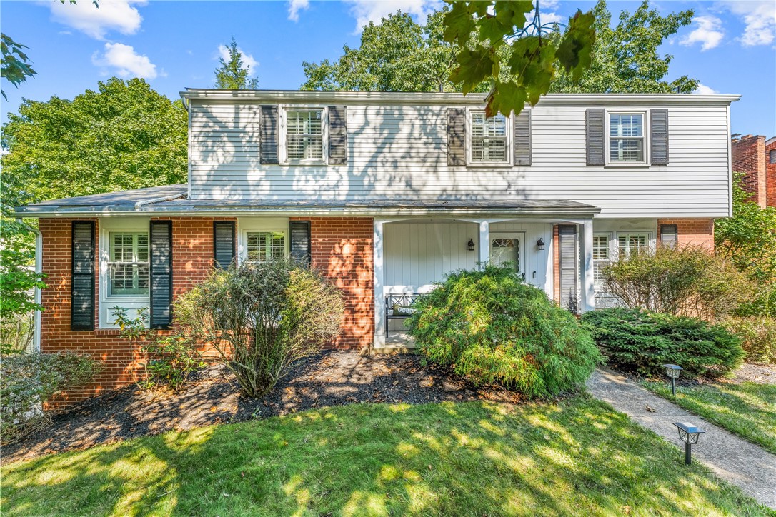 2408 E Springwood Drive