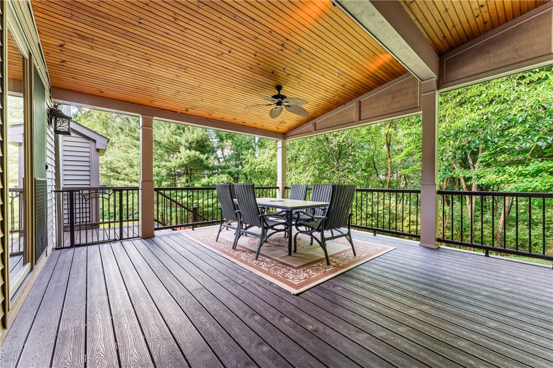 714 Lake Louise Ct
