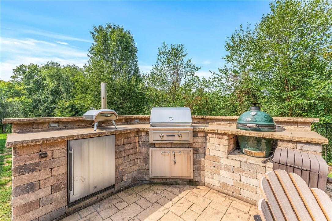 115 Pine Hollow Drive