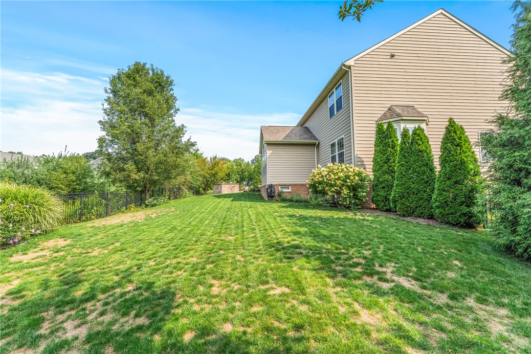 115 Pine Hollow Drive