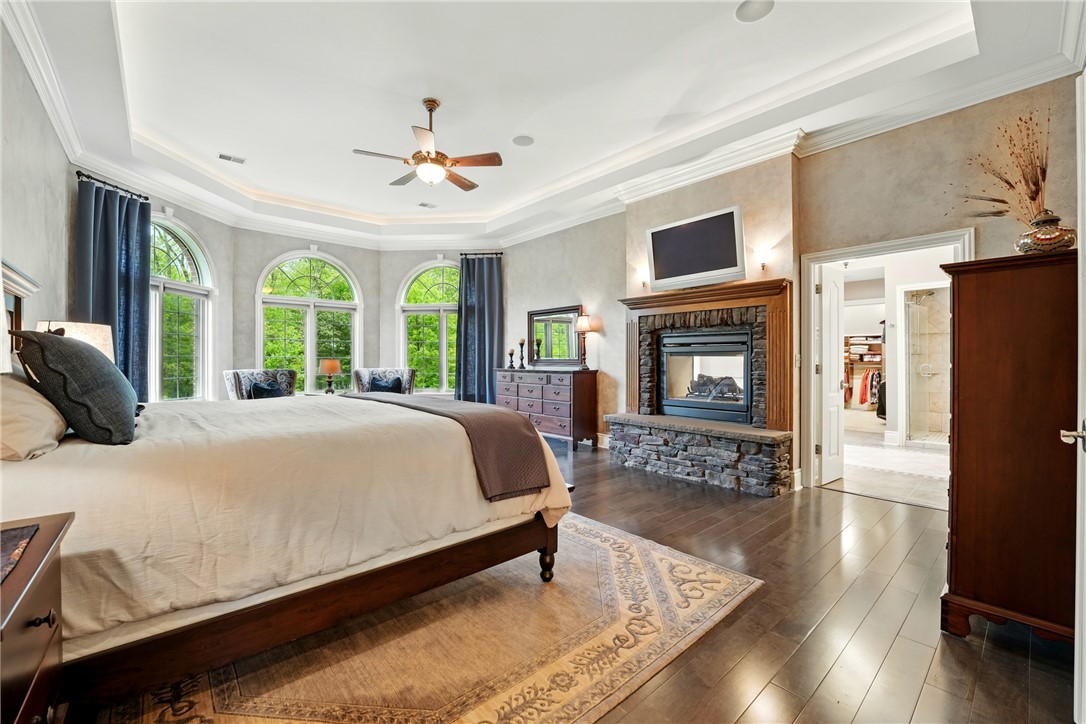 112 Mirage Drive