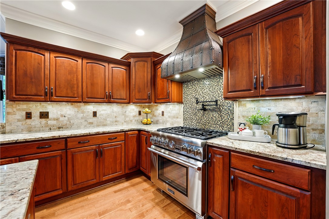 112 Mirage Drive