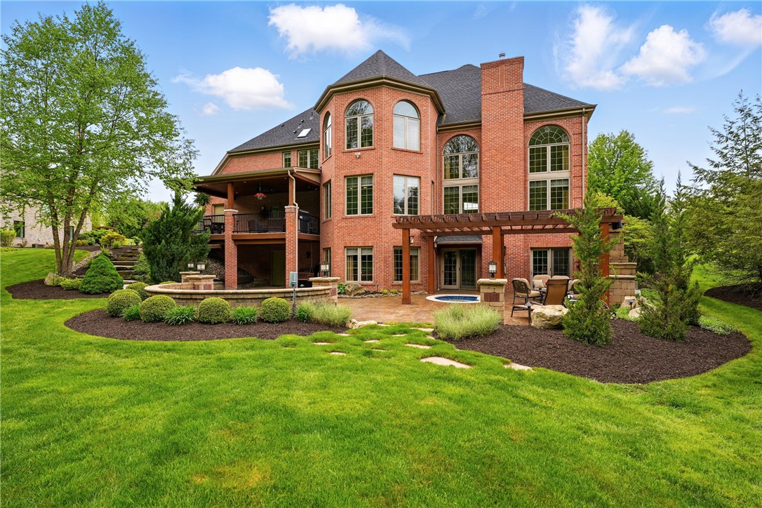 112 Mirage Drive