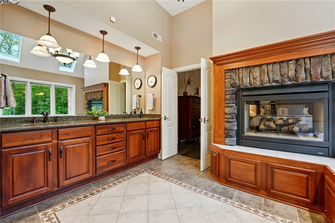 112 Mirage Drive