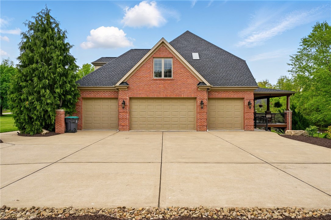 112 Mirage Drive