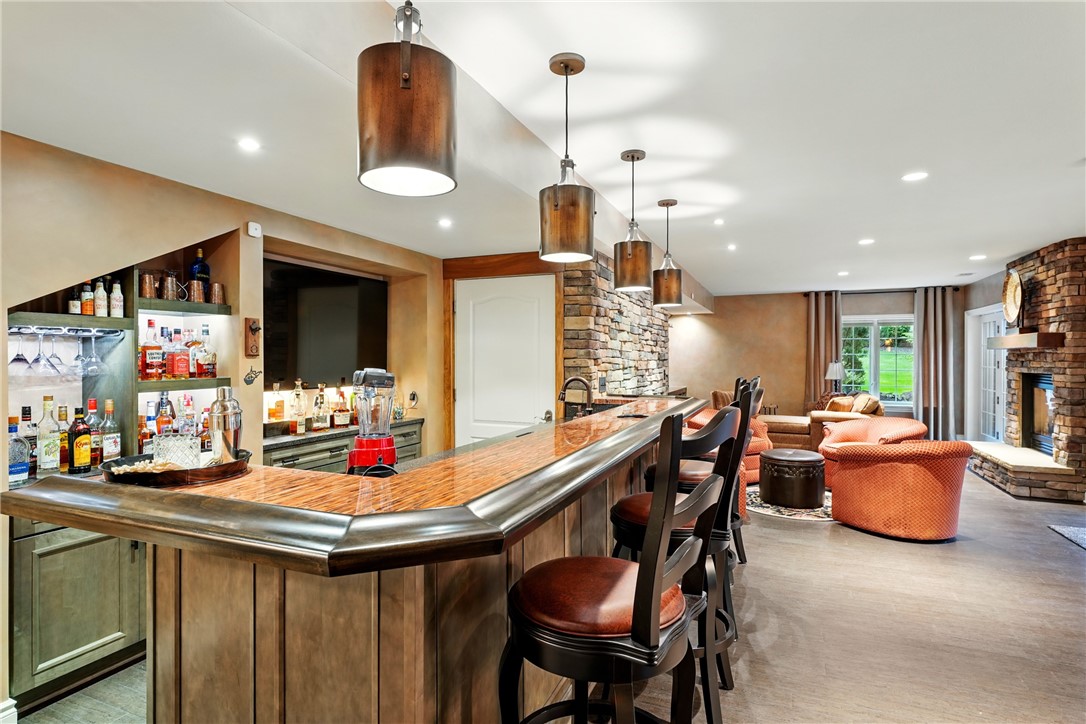 112 Mirage Drive