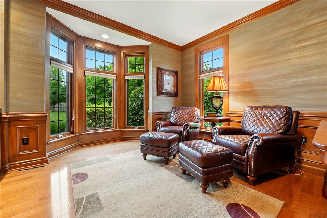 112 Mirage Drive