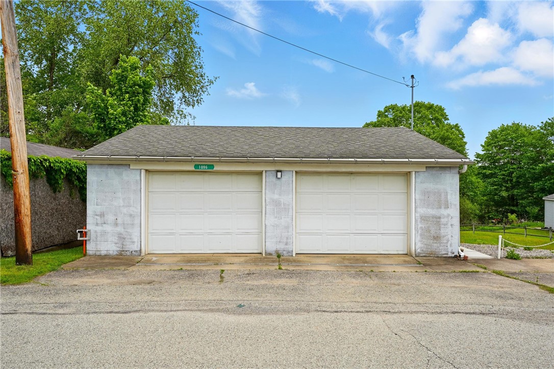 1104 Eisenhower Drive