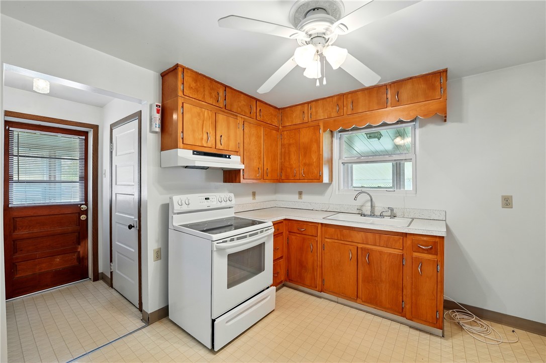 1104 Eisenhower Drive
