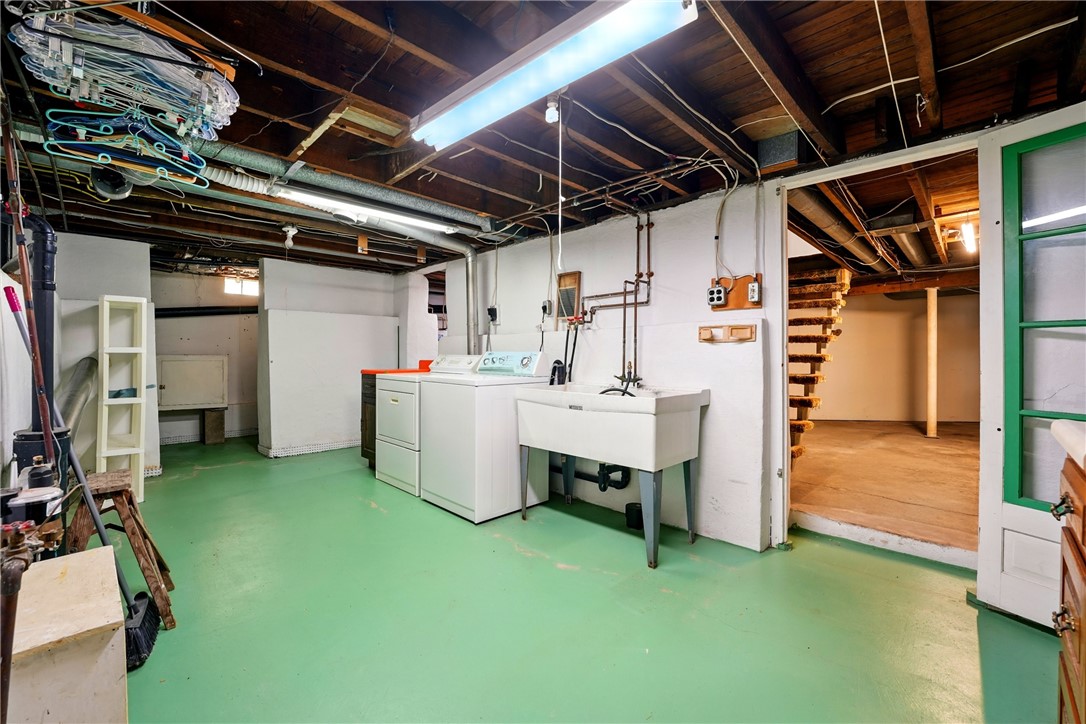 1104 Eisenhower Drive