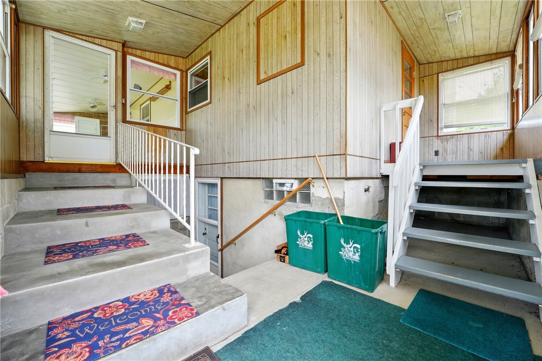 1104 Eisenhower Drive