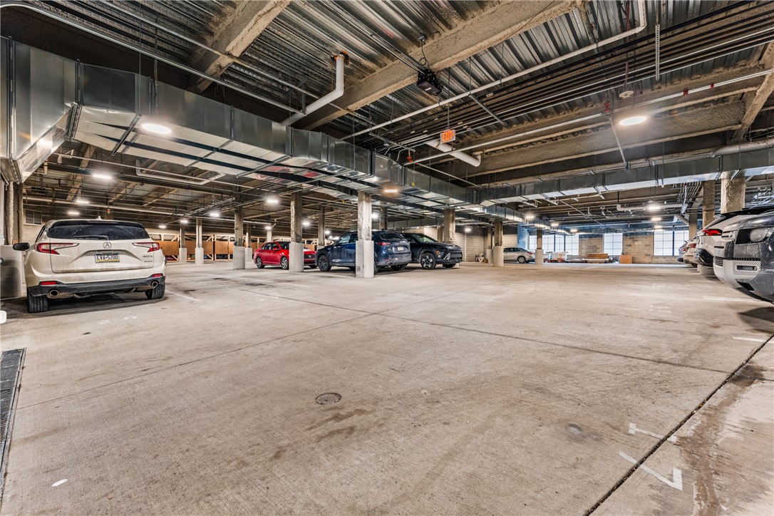 2635 Penn Avenue 201