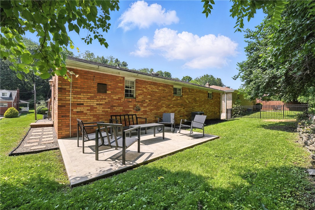 1743 Sillview Drive