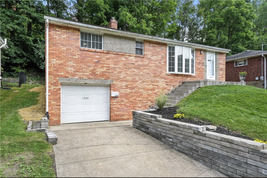 1743 Sillview Drive
