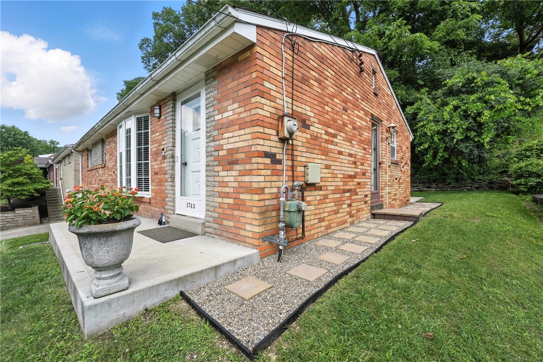 1743 Sillview Drive