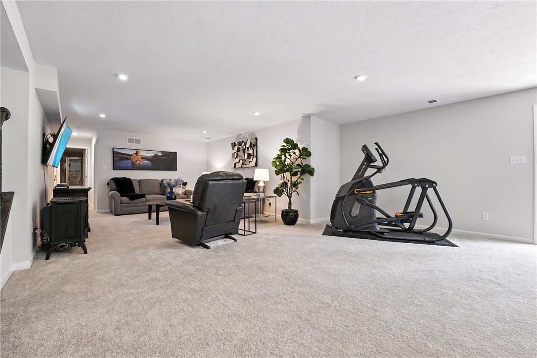 4003 Cross Creek Circle