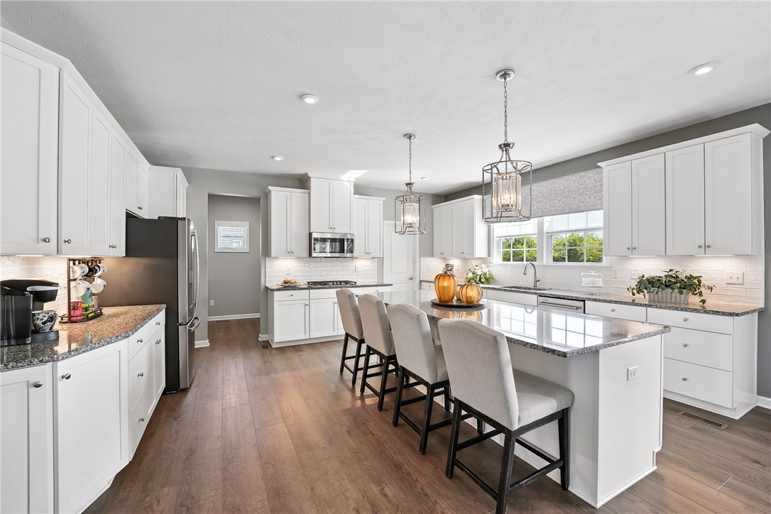 4003 Cross Creek Circle