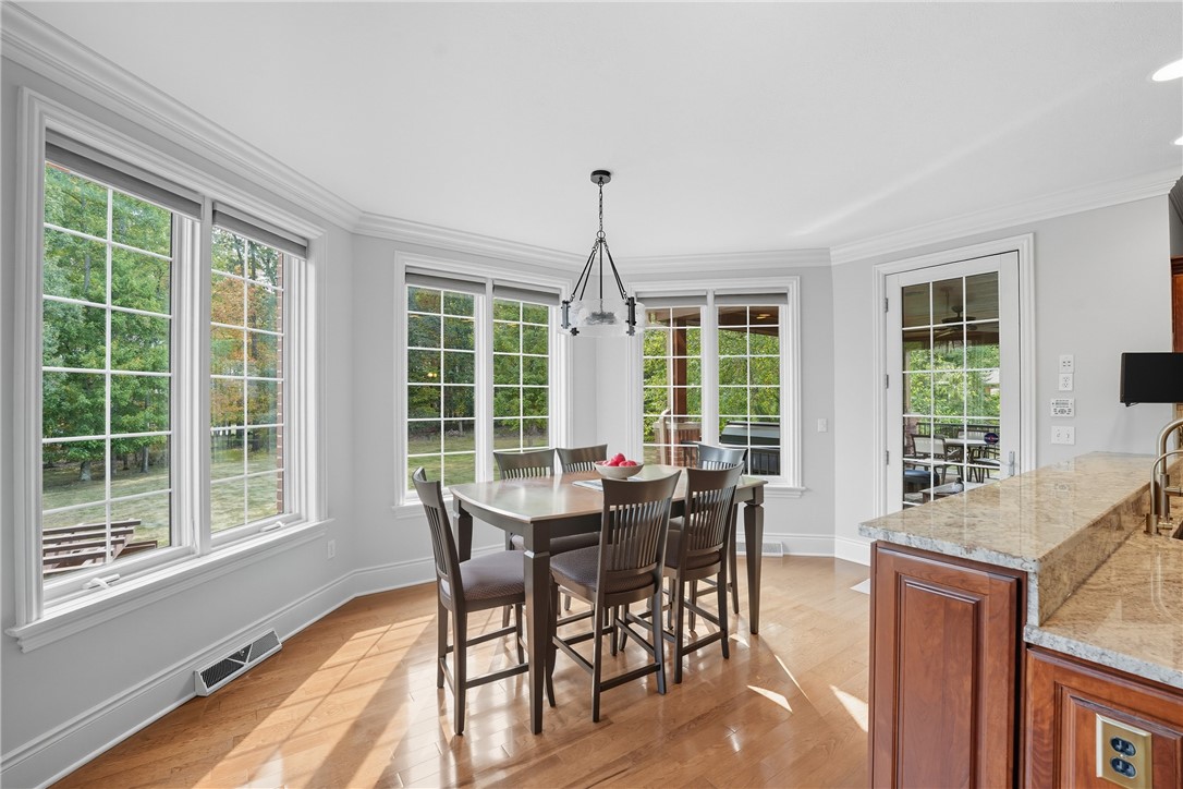 112 Mirage Dr