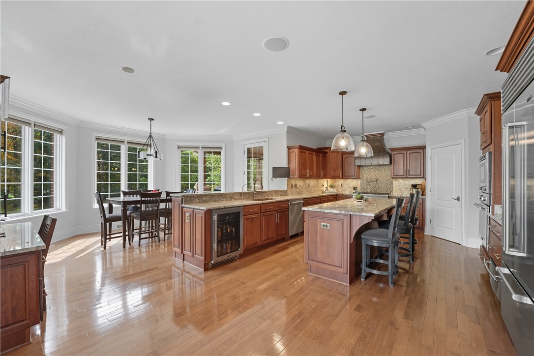 112 Mirage Dr