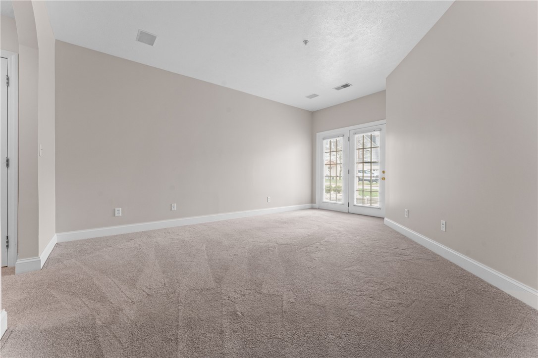 216 Adams Pointe Blvd 10