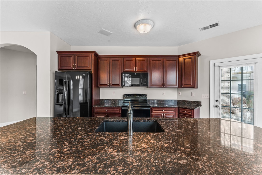 216 Adams Pointe Blvd 10