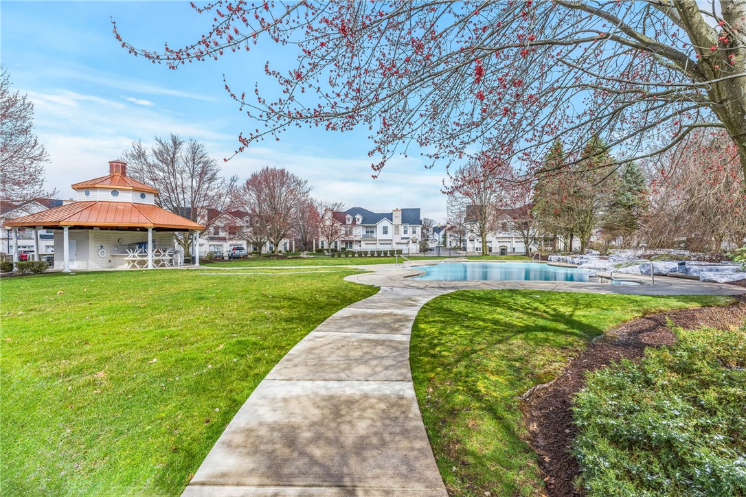 216 Adams Pointe Blvd 10
