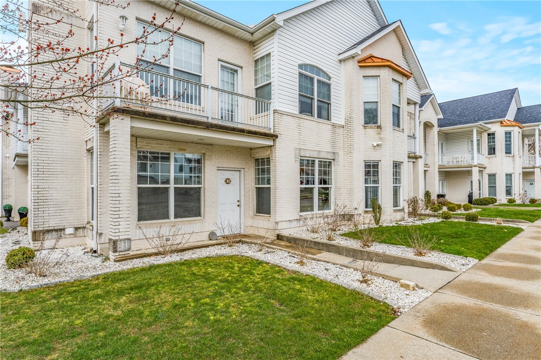 216 Adams Pointe Blvd 10