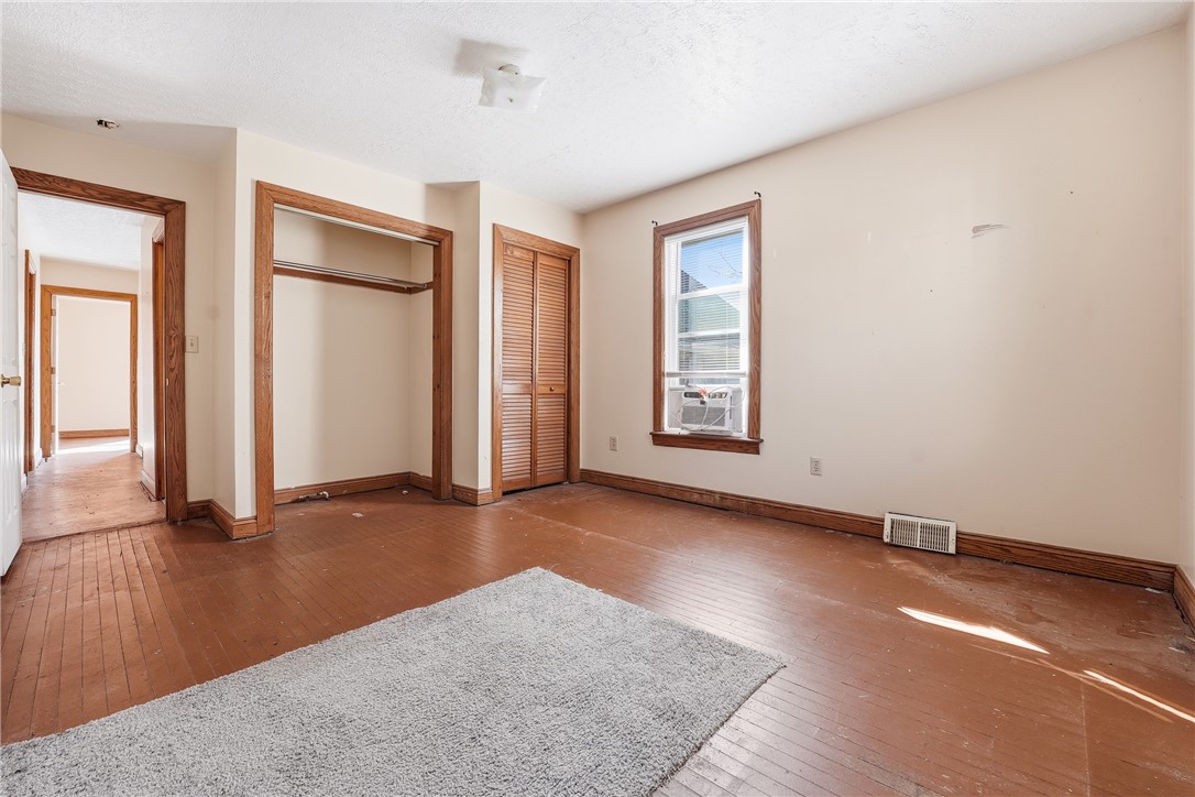 236 W Brady Street