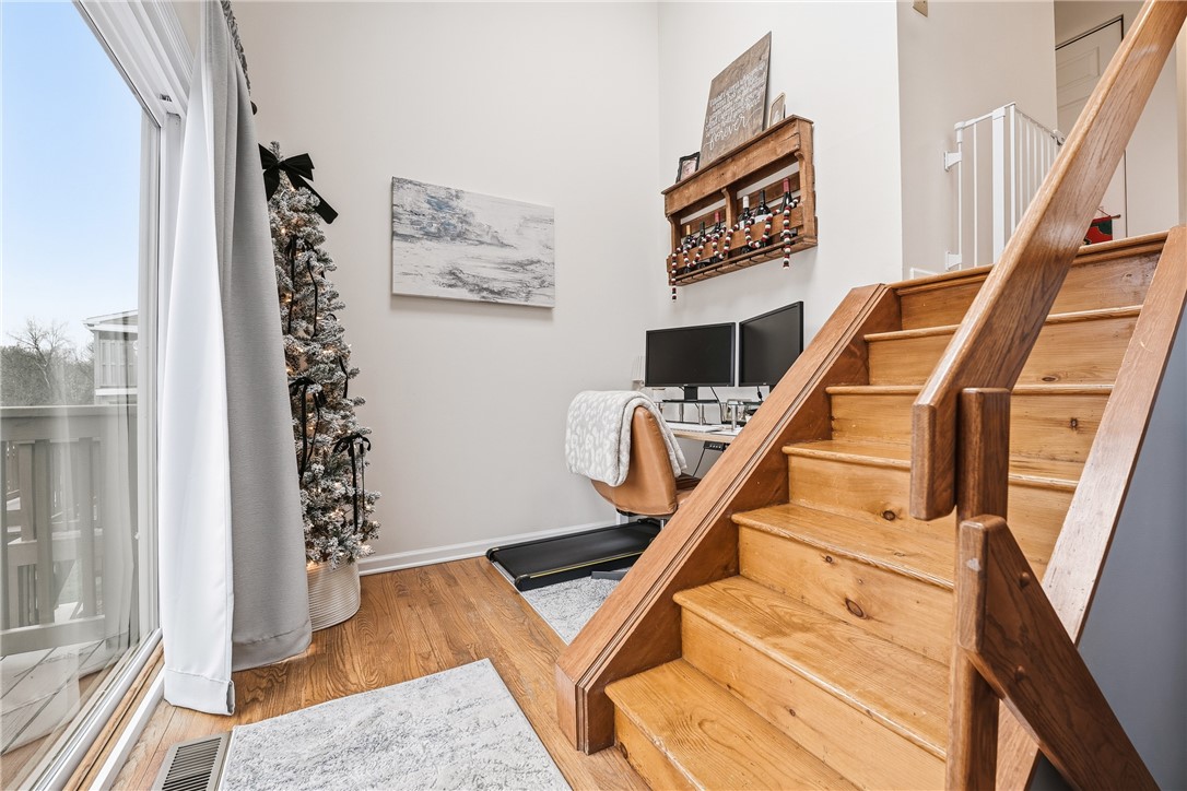 2657 Hunters Point Drive