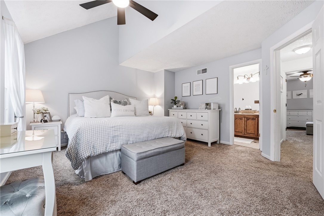 2657 Hunters Point Drive