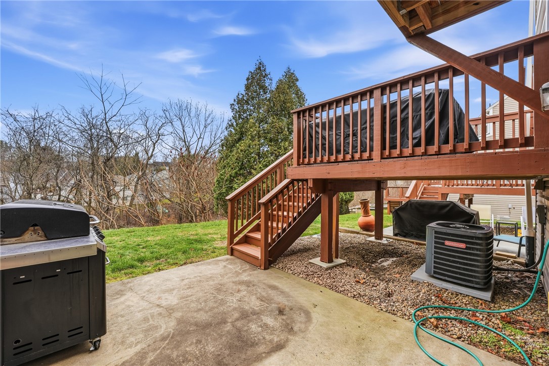 2657 Hunters Point Drive