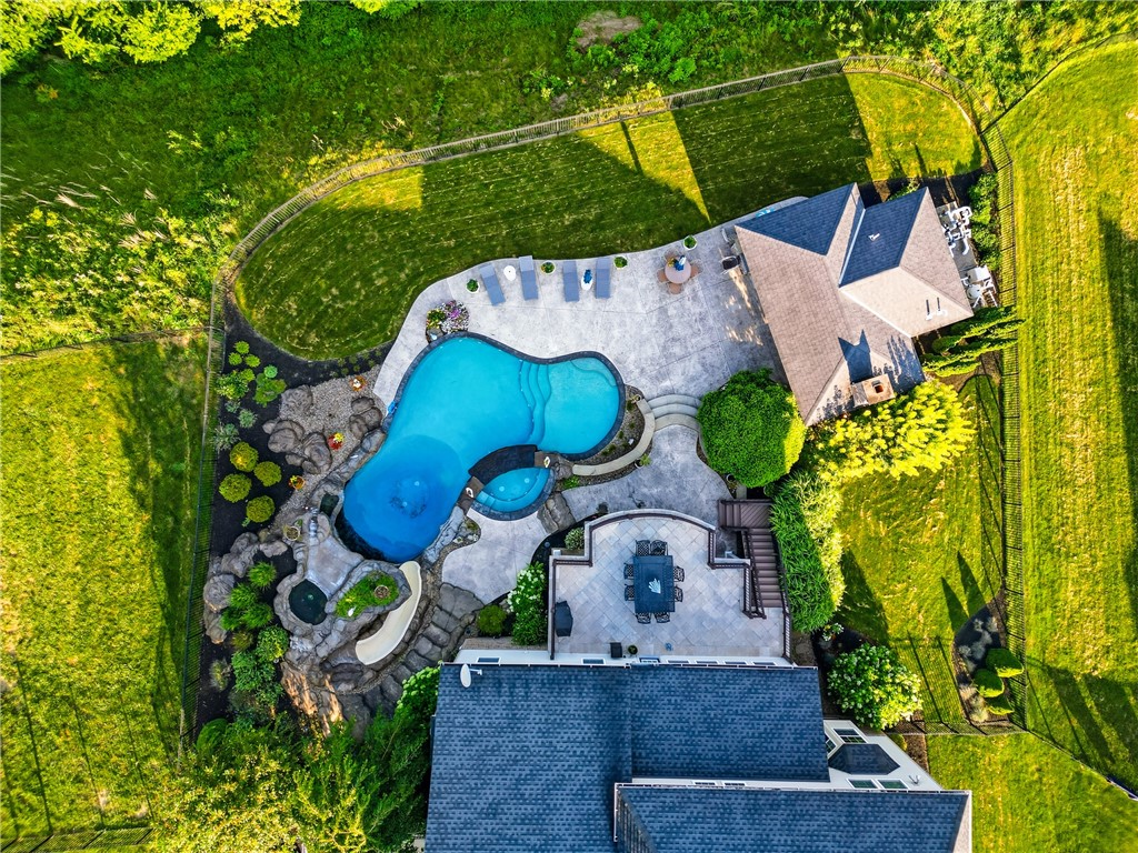 222 Taylor Ridge Lane