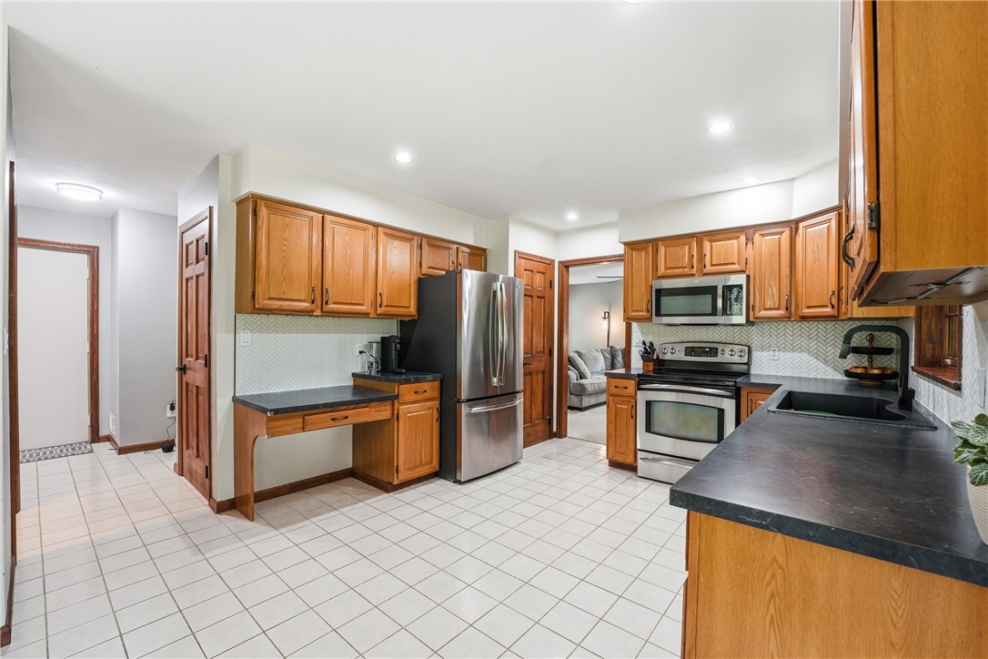 143 W Cruikshank Road