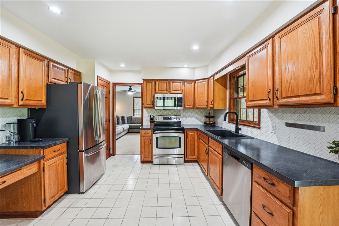 143 W Cruikshank Road